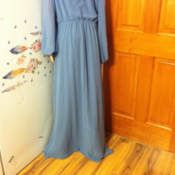 DB Studio Dress - Picture 5 of 7